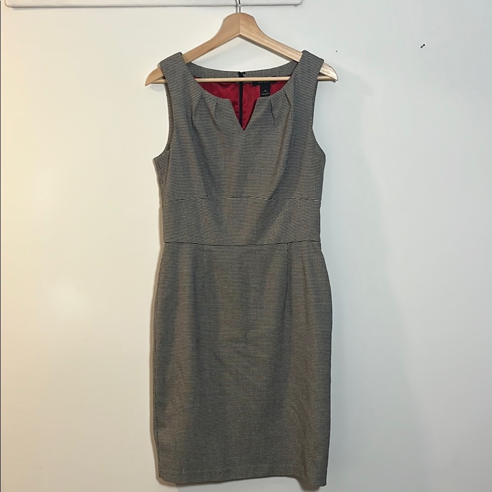 White House / Back Market Black & White Sleeveless Dress